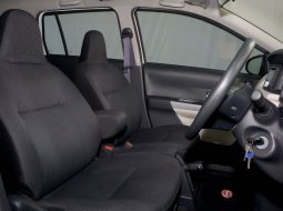JUAL Daihatsu Sigra 1.2 R MT 2018 Putih 6