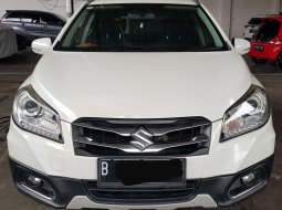 Suzuki Sx4 Scross A/T ( Matic ) 2016 Putih Km 74rban Mulus Siap Pakai Good Condition 1