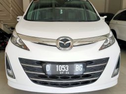 Mazda Biante 2.0 Automatic 2013 1