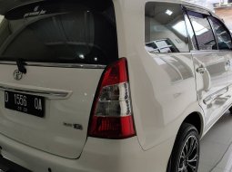 Toyota Kijang Innova G A/T Diesel 2012 3