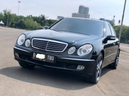 MERCY E240 AT HITAM 2004 DISKON MOBIL TERBAIK HANYA DI SINI!!! 1