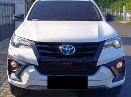 Dijual Mobil Bekas Toyota Fortuner VRZ 2018 1