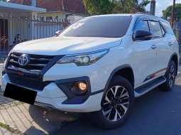 Dijual Mobil Bekas Toyota Fortuner VRZ 2018 3