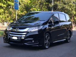 Honda Odyssey Prestige AT Hitam 2015 2