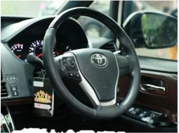 Jual mobil bekas murah Toyota Voxy 2018 di DKI Jakarta 14