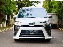 Jual mobil bekas murah Toyota Voxy 2018 di DKI Jakarta 1