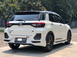 Toyota Raize GR Sport AT Putih 2021 5