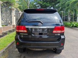 Toyota Fortuner V 2006 6