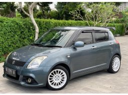 Suzuki Swift GT2 Abu-abu 2