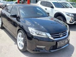 Honda Accord 2.4 VTi-L 2013 Sedan 1