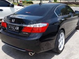 Honda Accord 2.4 VTi-L 2013 Sedan 4