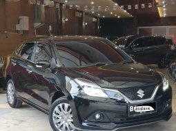 Suzuki Baleno Hatchback MT 2018 Hitam 8