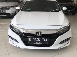 Honda Accord 1.5 EL 2