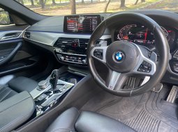 BMW 530i CKD AT HITAM 2020 DISKON HARGA TERBAIK HANYA DI SINI!!! 9