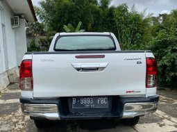 Toyota Hilux G  D Cab 2.4 MT 2017 2