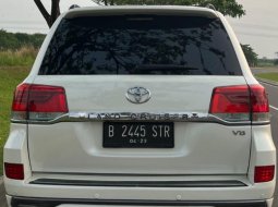 Toyota Land Cruiser VX Grade 2014 6