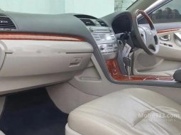 Jual mobil Toyota Camry V 2011 bekas, DKI Jakarta 4