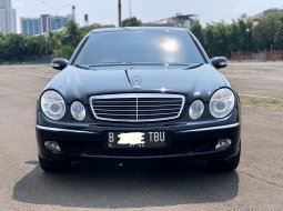 MERCY E240 AT HITAM 2004 DISKON HARGA TERBAIK HANYA DI SINI!!! 3