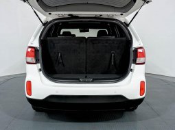 Kia Sorento 2.2 AT 2014 Putih 4