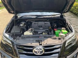 Jual Mobil Bekas Toyota Fortuner VRZ 2020 8