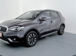 Suzuki SX4 S-Cross AT 2018 Abu-abu 3