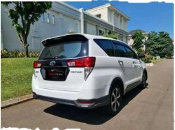 Dijual mobil bekas Toyota Venturer , DKI Jakarta  7