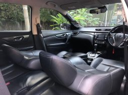 Nissan X-Trail 2.5 2014 Putih 8