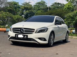 MERCEDES-BENZ A200 AT PUTIH 2013 (DISKON GEDE GEDEAN DARI KITA!!) 1