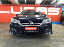 Mobil Honda Accord 2015 VTi-L terbaik di Banten 6