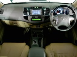 Toyota Fortuner 2.4 G AT 2013 Hitam 8