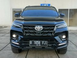 Toyota Fortuner New 4x2 2.8 GR Sport A/T DSL 2021 1