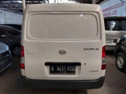 Daihatsu Gran Max Blind Van 2017 Hatchback 3