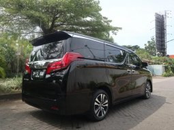 Toyota Alphard 2.5 G A/T 2020 Hitam 9