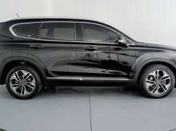 Hyundai Santa Fe 2.2 CRDi AT 2019 Hitam 5