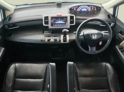 Honda Freed S AT 2012 Putih 5