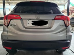 Honda HRV E 1.5 AT ( Matic ) 2017 Abu2 muda Km 72rban Siap Pakai 6