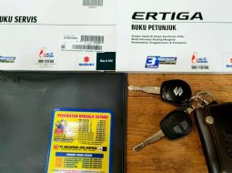 Jual Suzuki Ertiga GL MT 2015 Silver 9