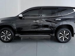 Mitsubishi Pajero Sport 2.4 Dakar Ultimate 4X2 AT 2018 Hitam 3