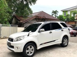 Jual mobil Toyota Rush 2012 2