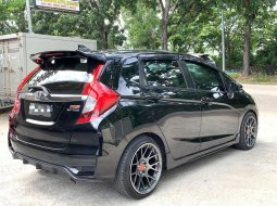 Jual mobil Honda Jazz 2017 3