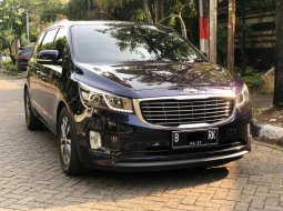 Kia Grand Sedona Ultimate 2017 Biru 2