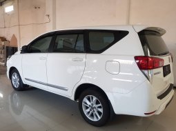 Toyota Kijang Innova V 2017 4