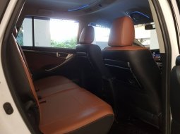 Toyota Kijang Innova V 2017 7