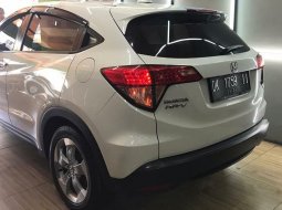 Honda HR-V E 2017 Putih 2