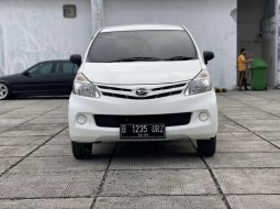 Daihatsu Xenia 1.3 X MT 2014 Hitam 2