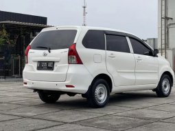 Daihatsu Xenia 1.3 X MT 2014 Hitam 5