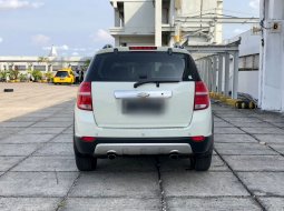 Chevrolet Captiva 2.0 Diesel NA 2013 Putih 4