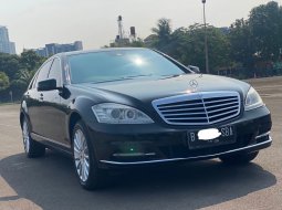 MERCEDES-BENZ S300 AT HITAM 2011 DISKON SAMPE RATUSAN JUTA RUPIAH!! 3
