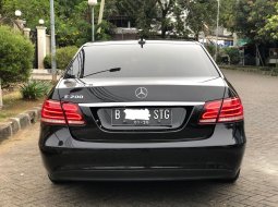 MERCEDES-BENZ E200 AT HITAM 2016 DISKON SAMPE RATUSAN JUTA RUPIAH!! 4