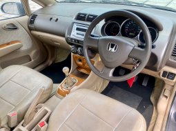 Honda City E MT 2005 Silver 7